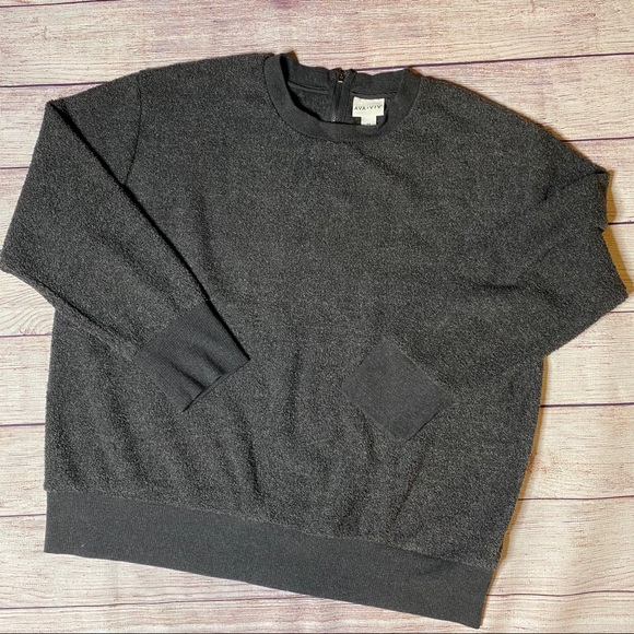 Ava + Viv Fuzzy Athleisure Charcoal Grey Top Sz 2X
